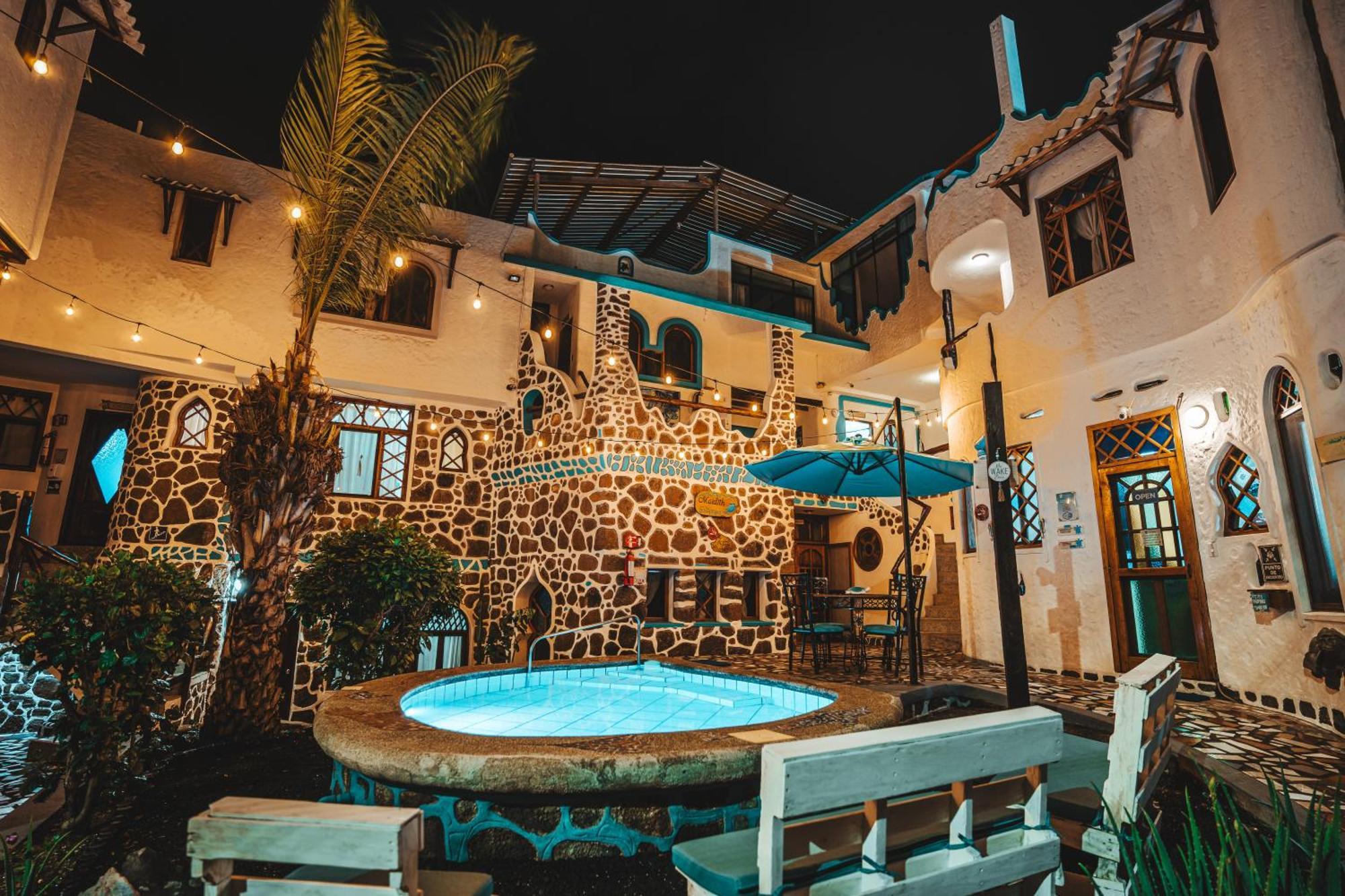 Maidith Galapagos Inn Пуерто Айора Екстериор снимка